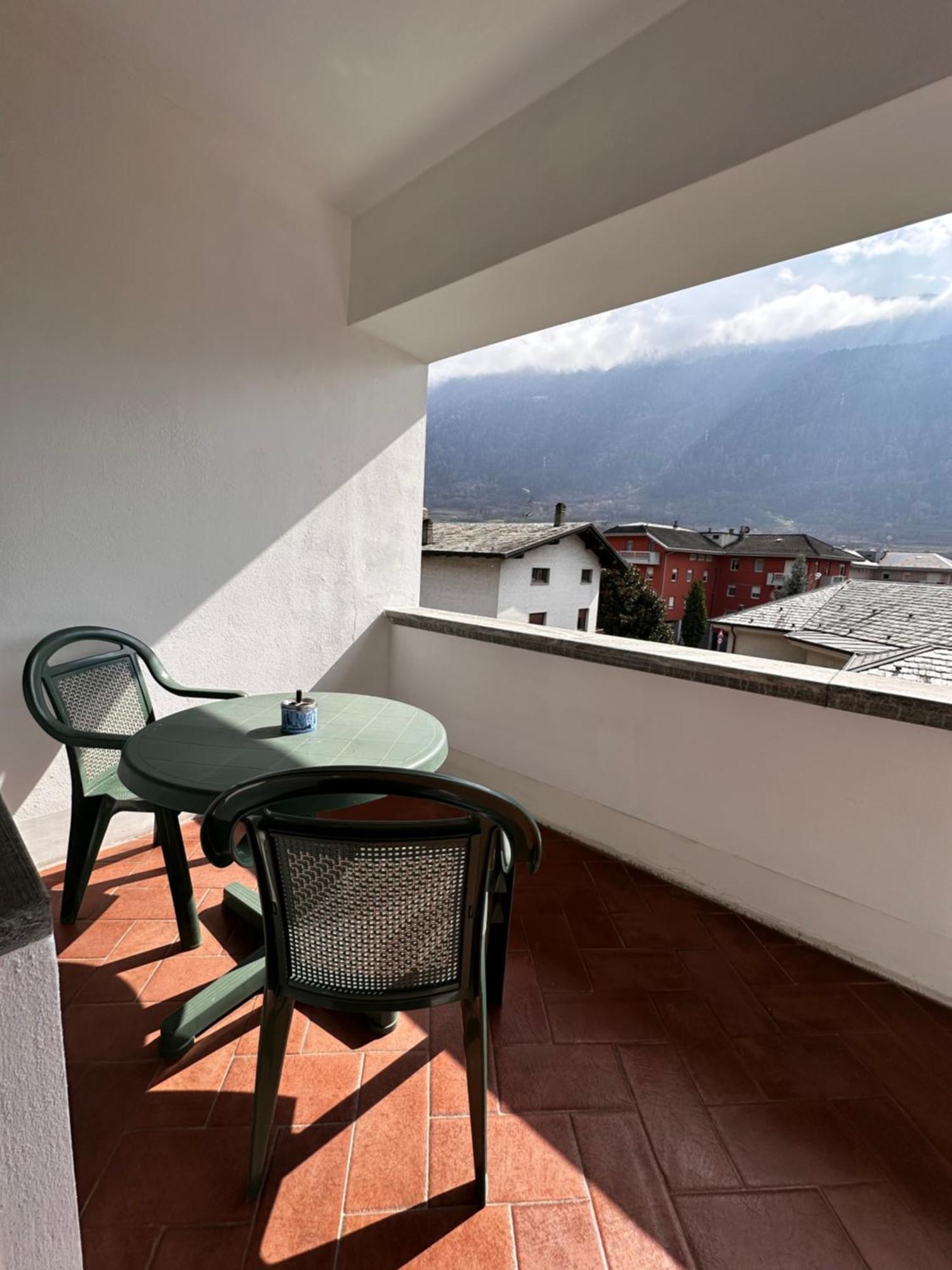 Ampio Appartamento Con Vista “Casa Magro” Тирано Экстерьер фото